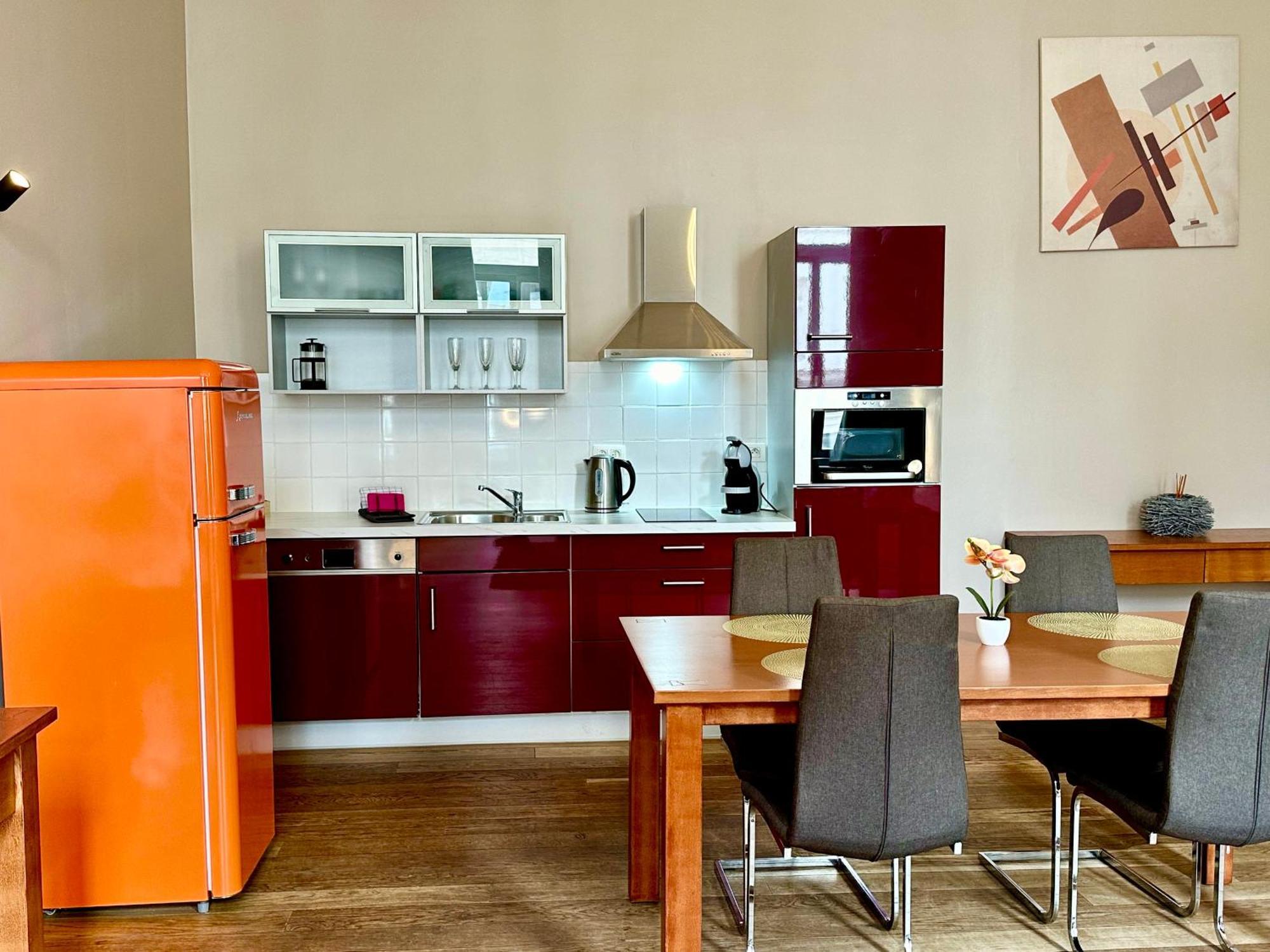 Luxury Suites Castel By Rikas Hotels Antwerpen Exteriör bild