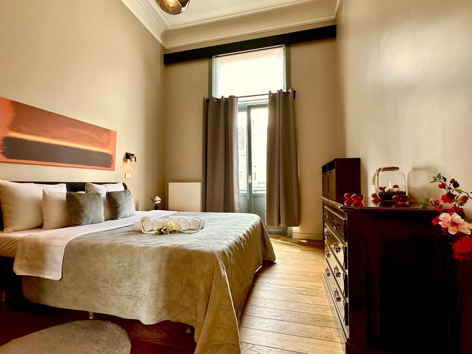 Luxury Suites Castel By Rikas Hotels Antwerpen Exteriör bild
