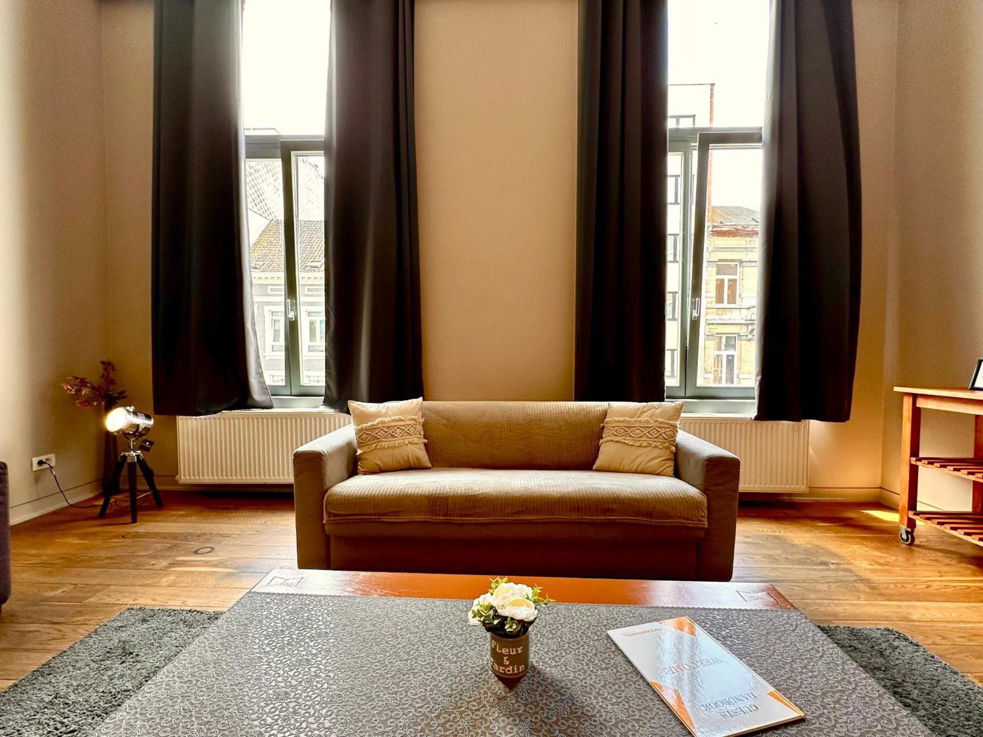 Luxury Suites Castel By Rikas Hotels Antwerpen Exteriör bild