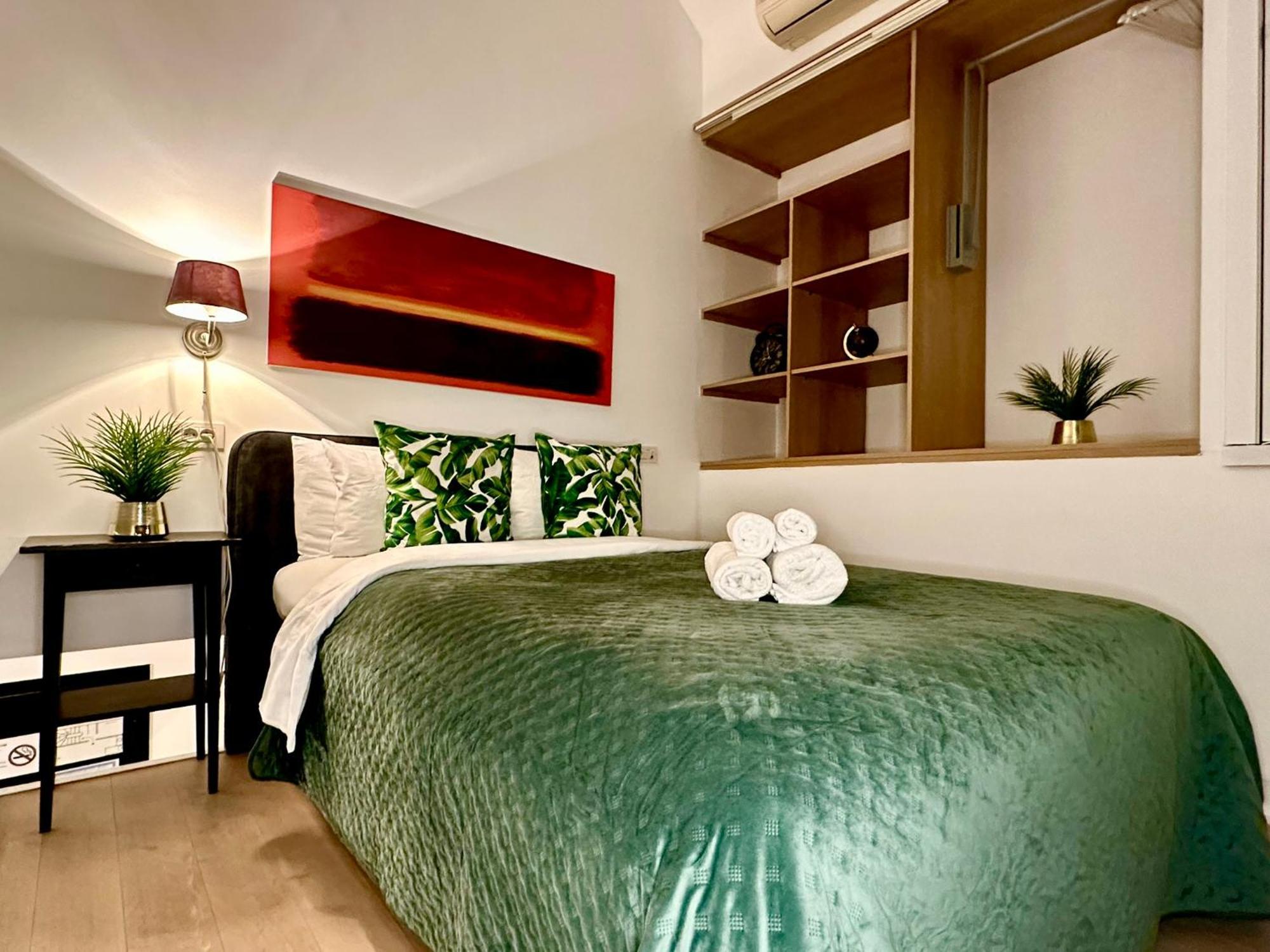 Luxury Suites Castel By Rikas Hotels Antwerpen Exteriör bild